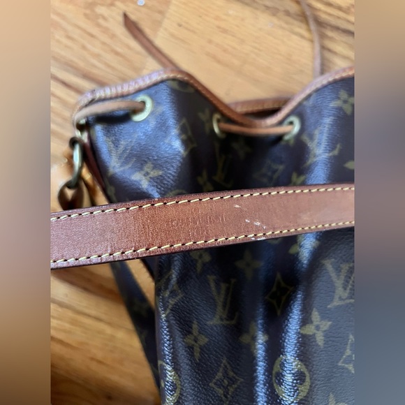 Louis Vuitton Monogram Noe Bucket Bag - Picture 11 of 14
